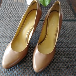 Nine West genuine leather heels.size 9M.